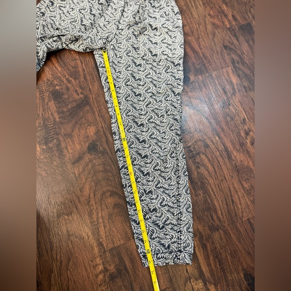 Anthropologie Rhys Linen Blend Joggers Black White Floral Print Sz Xs Boho NWOT - Picture 10 of 11